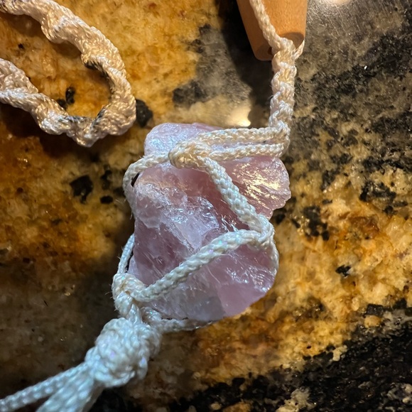 Elegant Macrame & Ro’s Quartz Charm - Picture 2 of 4